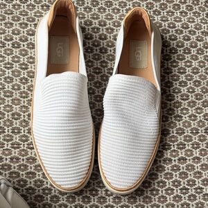UGG Sammy Slip-On Sneaker White Size 9.5
